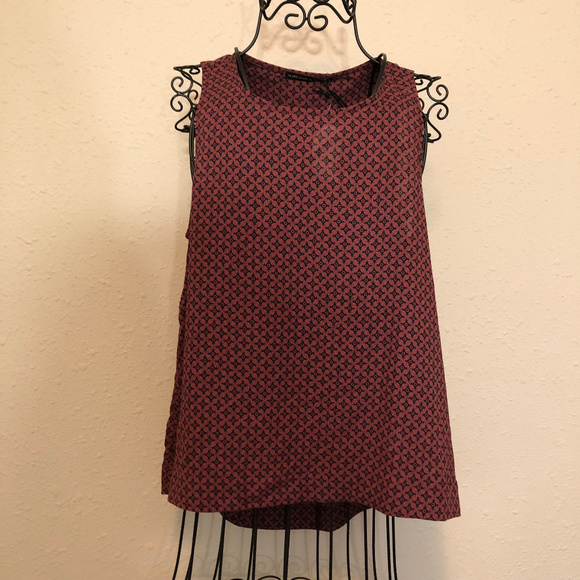 Harlowe & Graham Sleeveless Geo Printed Blouse - Picture 2 of 7